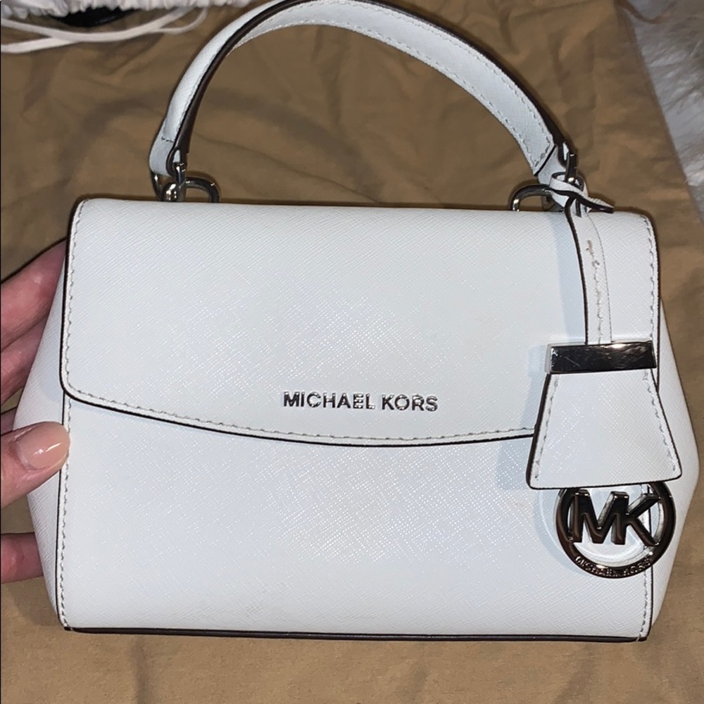 Michael Kors Ava crossbody